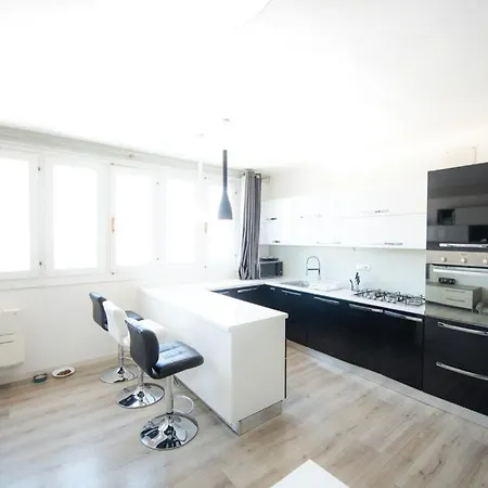 Loft 51 Apartment
